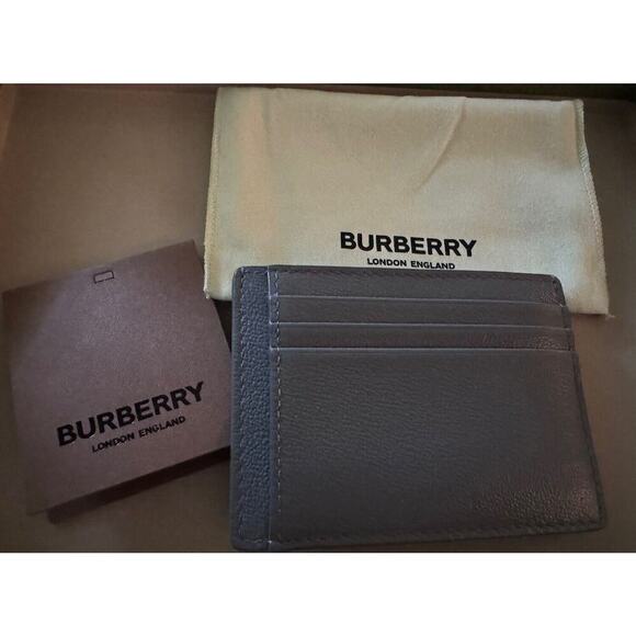 NWT Authentic Burberry Men’s MS Chase Pale Blue Leather Card Holder Money Clip - Picture 1 of 4